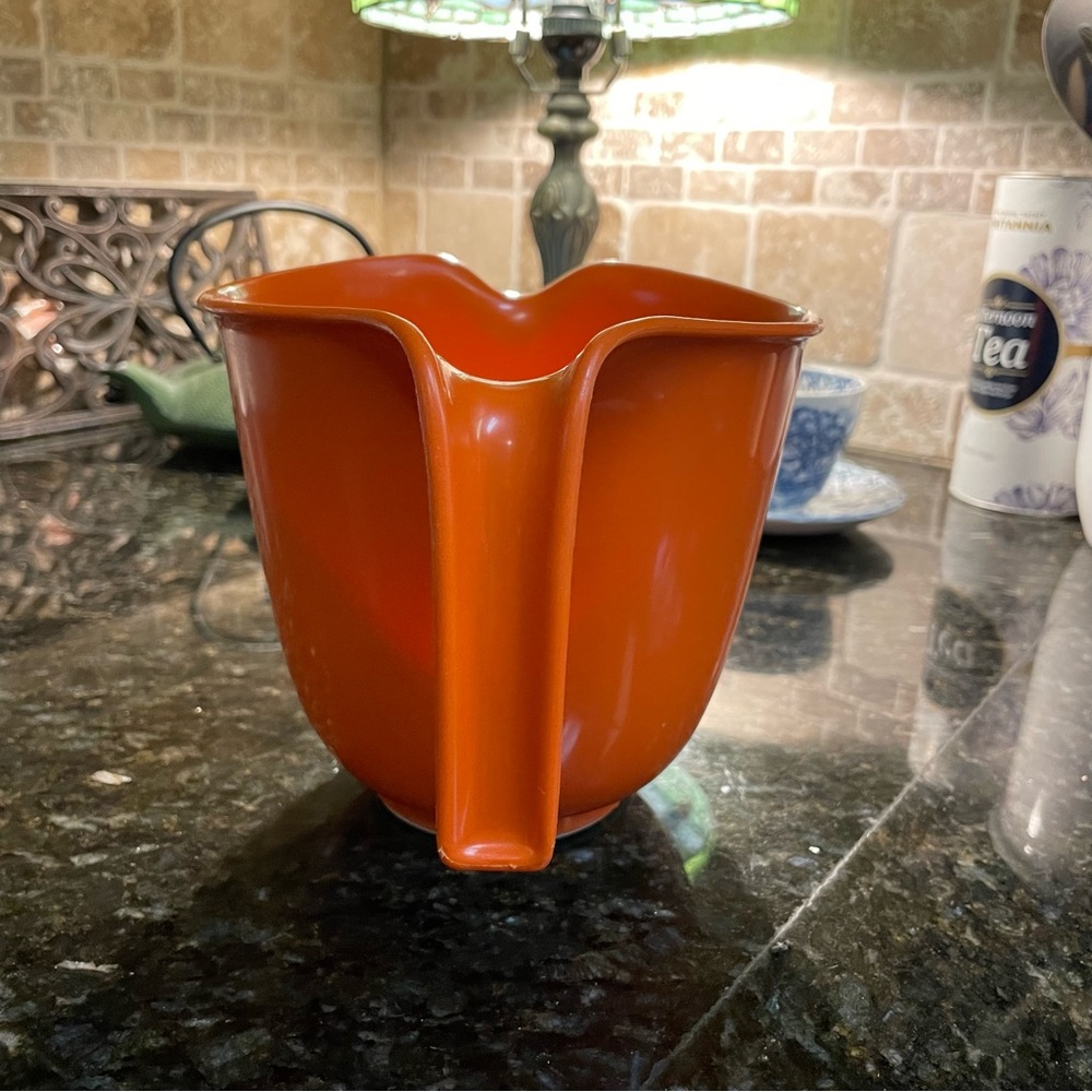 Vintage Rubbermaid 6 Cup Batter Bowl - Picture 4 of 9